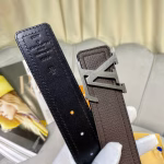 LV Men's Belt with Soft Leather and Logo Buckle - Image 10