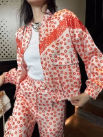 Chanel Runway Daisy Print Set - Image 2