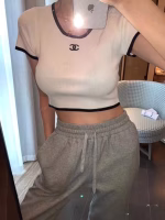 Chanel Jennie-style knitted crop top - Image 2