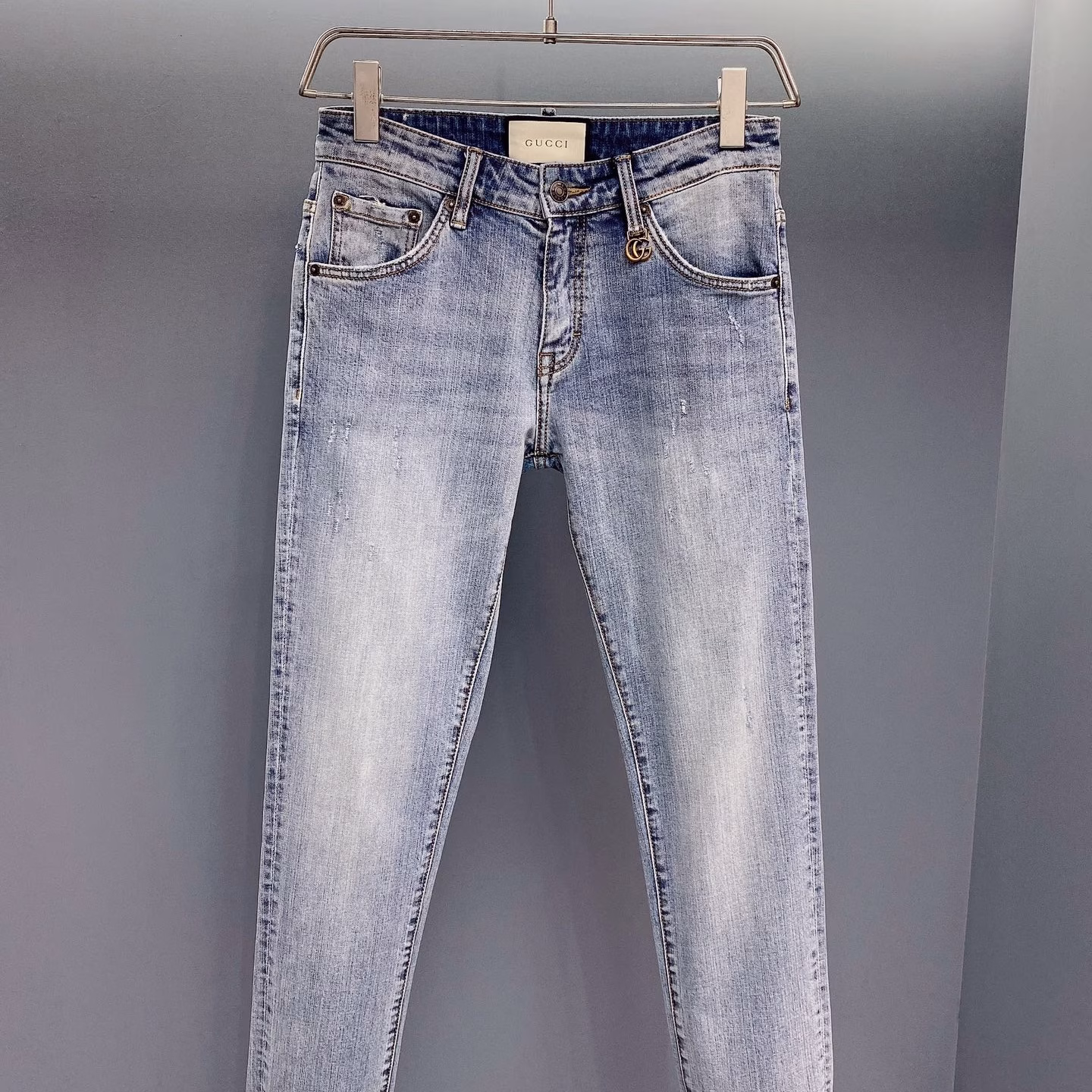5 Gucci 2022SS Autumn Hit Jeans - Image 1