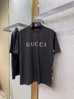 GUCCI White-Trimmed Spray-Painted Crew Neck Short-Sleeve T-Shirt - Image 2
