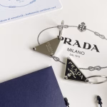 Hot-selling triangular letter stud earrings - Image 3