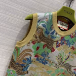Gucci Early Spring Year of the Tiger Limited Edition New Gold Thread Knitted Vest - Image 10