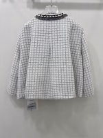 Chanel 2025 Early Spring New Tweed Cape Coat with Three-Quarter Sleeves - Image 4