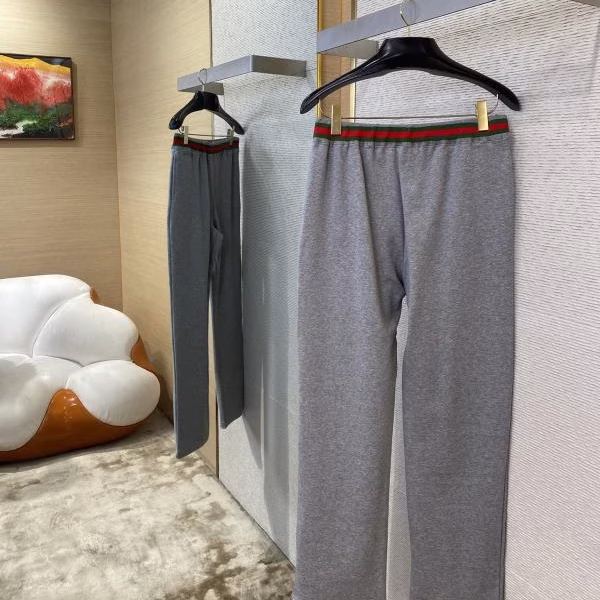 7 GUCCI Red and Green Web Casual Trousers - Image 1