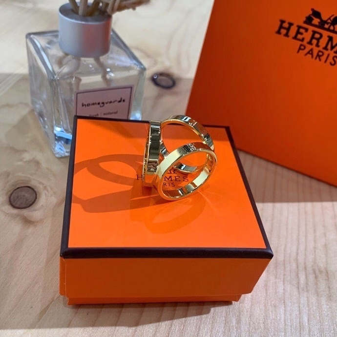 7.6 New counter styles are launched simultaneously: Hermès scarf buckles - Image 1