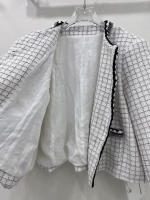 Chanel 2025 Early Spring New Tweed Cape Coat with Three-Quarter Sleeves - Image 5