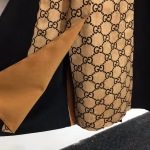 Gucci's new printed color-block suede coat with a fitted waist, lapel collar and long sleeves (trench coat style) - Image 5