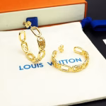 The new earrings focus on the My LV Chain element of Louis Vuitton sunglasses. - Image 2