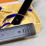LV Men's Belt with Soft Leather and Logo Buckle - Image 7