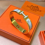 Hermès braceletSuper excellent! Same style as various goddesses and celebrities. High-end material with gold plating, K gold texture.