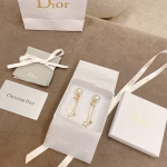 𝐃𝐈𝐎𝐑'  Letter Tassel Star  Pearl Earrings - Image 2