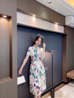 Gucci 2022 Summer Printed Pleated Dress - Image 6