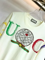 Gucci 2022 Early Spring Collection Brand Logo Printed Men's T-Shirt - Image 6