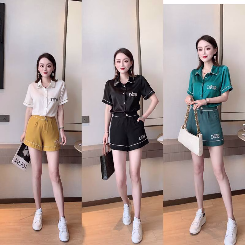 9 2022 Early Spring New European Style Dior Heavy Embroidered Short-Sleeve Set - Image 1