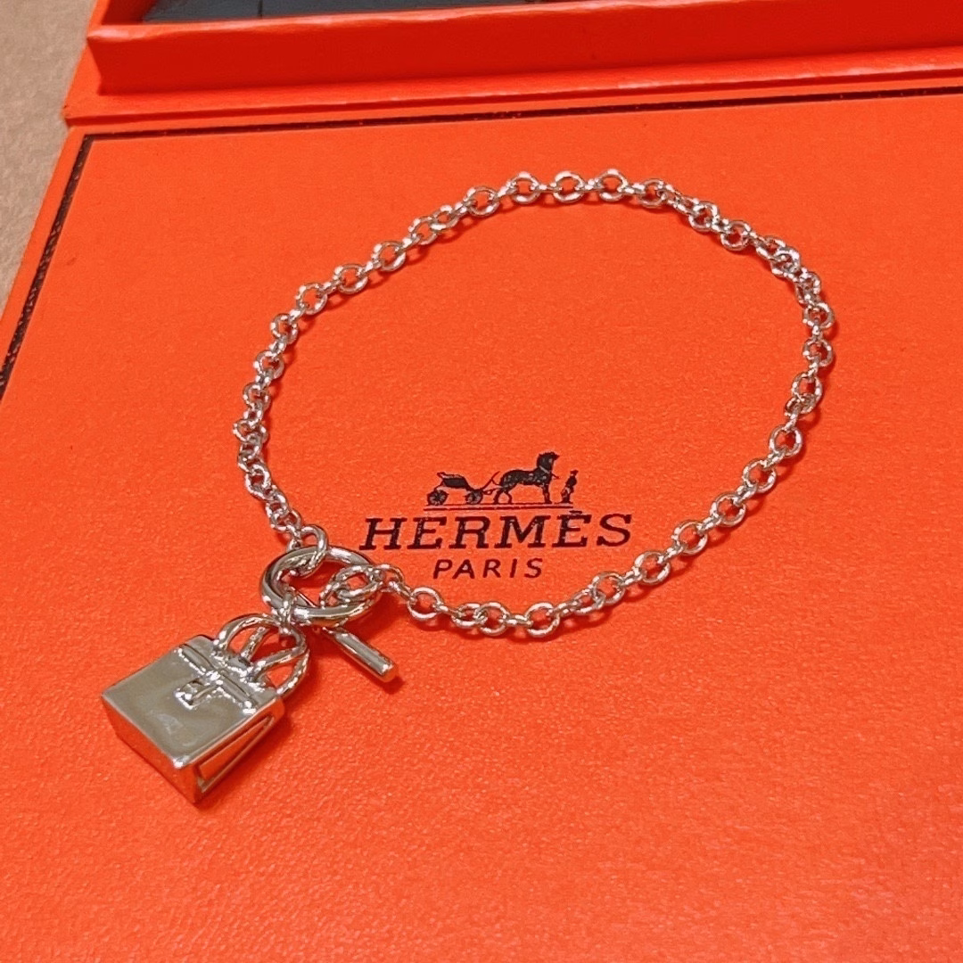 de715f5c Hermès bracelet - Image 1