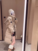 Canada New Style Down Jacket Canada Goose with Large Detachable Coyote Fur Collar, Slim-Fit Long Down Jacket - Image 5