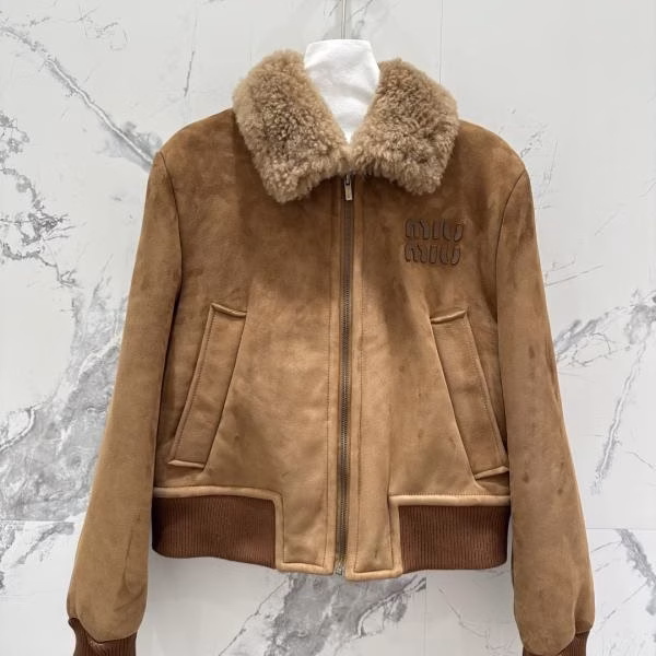 2aa4623641f3d32afd8351999e7e00d0 Miu Miu High-end Suede Imported Fur and Leather Short Jacket Coat - Image 1