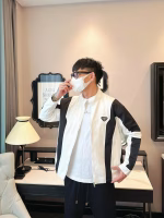 Prada Top Replica Version 2025 Early Spring New Style Jacket - Image 8