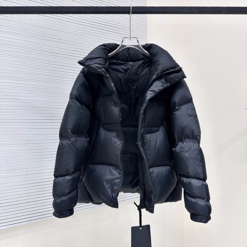 5 Moncler Jarama New Black Knight Short Down Jacket - Image 1