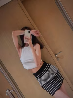 Miu Miu 2022 Spring/Summer New Black and White Striped Skirt - Image 2