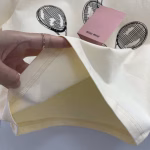 Miu Miu 2022 Spring/Summer New Classic Letter Color-Block Short-Sleeve T-Shirt - Image 2