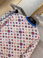 LV Louis Vuitton Collar Chain All-Over Print Short-Sleeve T-Shirt - Image 2