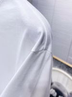 McQueen's new crew neck short-sleeve T-shirt - Image 3