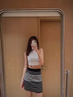 Miu Miu 2022 Spring/Summer New Black and White Striped Skirt - Image 4