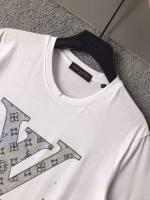 LV Fashionable Minimalist Short-Sleeve T-Shirt - Image 5
