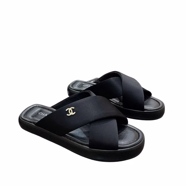 xr:d:DAFeWWAVbBU:29,j:44052941802,t:23032704 Chanel Cc Logo Criss Cross Slides Black - Image 1