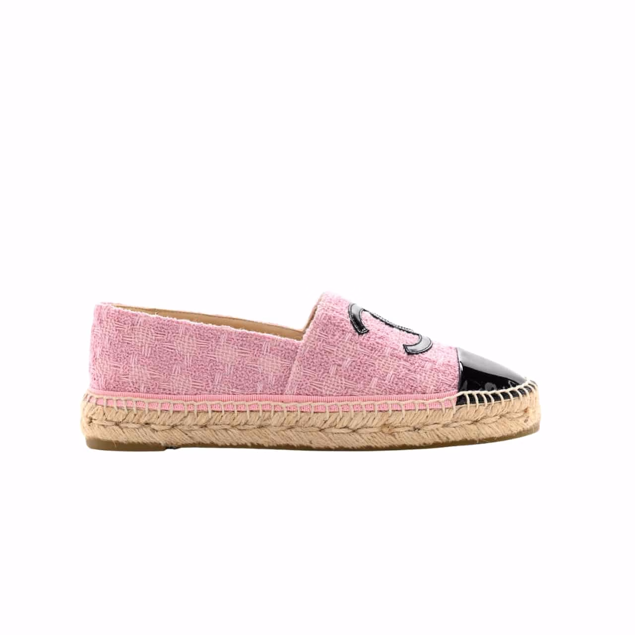 xr:d:DAF4OnkYemU:1688,j:1067776602146178147,t:24040109 Chanel Tweed Patent Cc Espadrilles Slip On Pink Black - Image 1