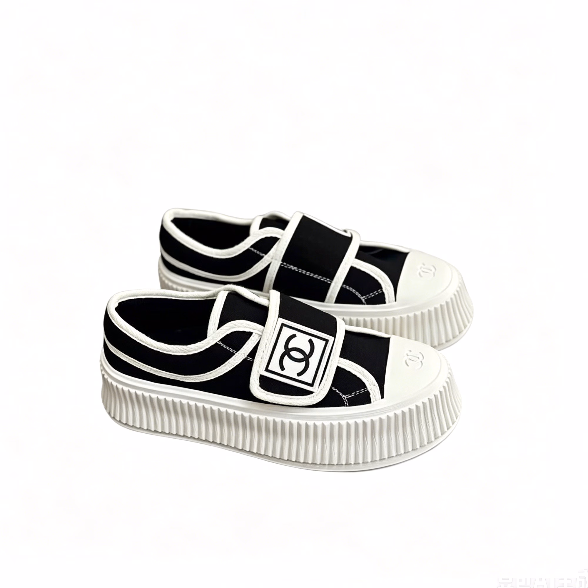 13 Chanel White Cc Cap Toe Slipon Sneaker Black - Image 1
