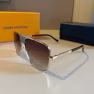 LOUIS VUITTON SUNGLASSES - Image 2