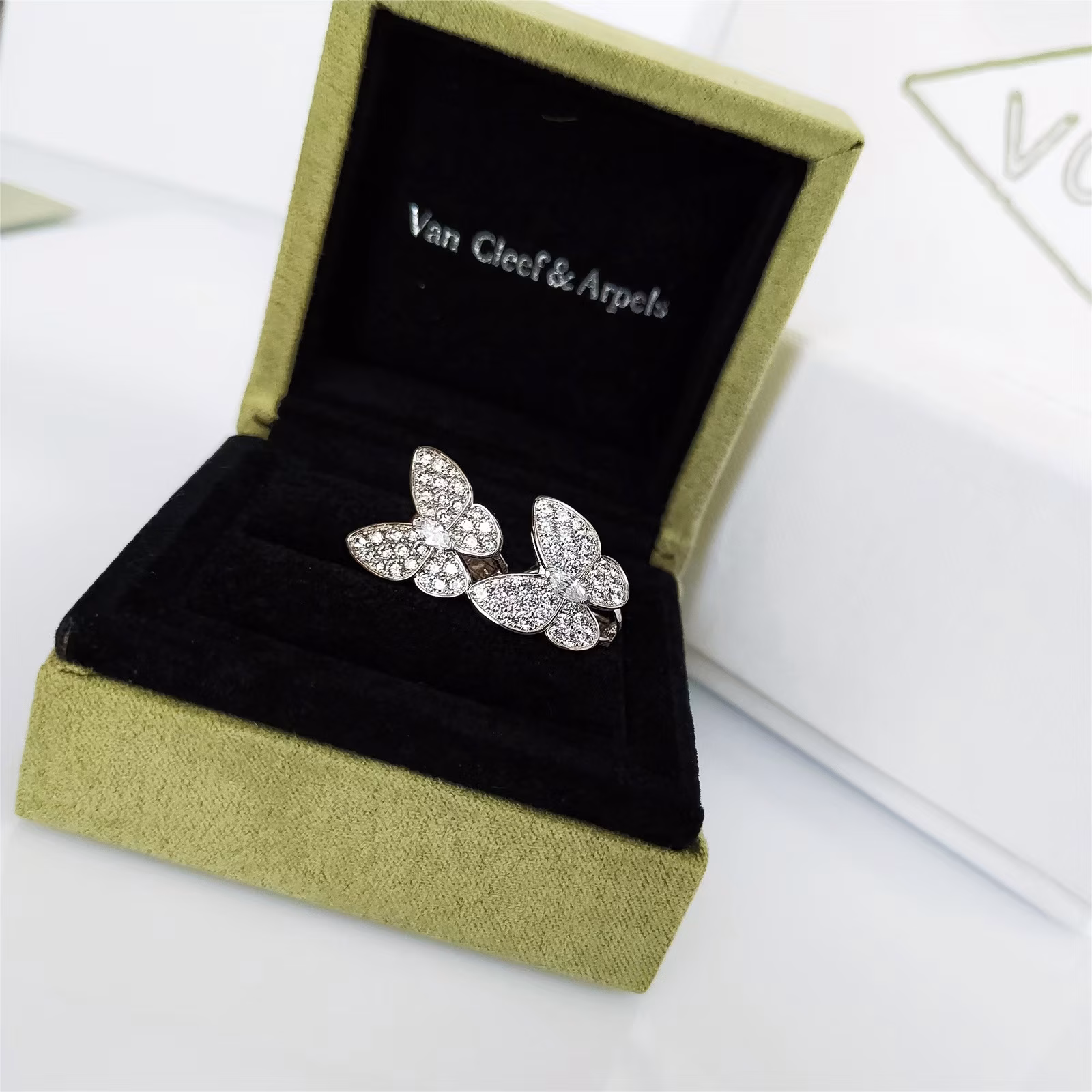 925891d65f0caa179065e8b276674c34 VCA Two Butterfly Earrings - Image 1