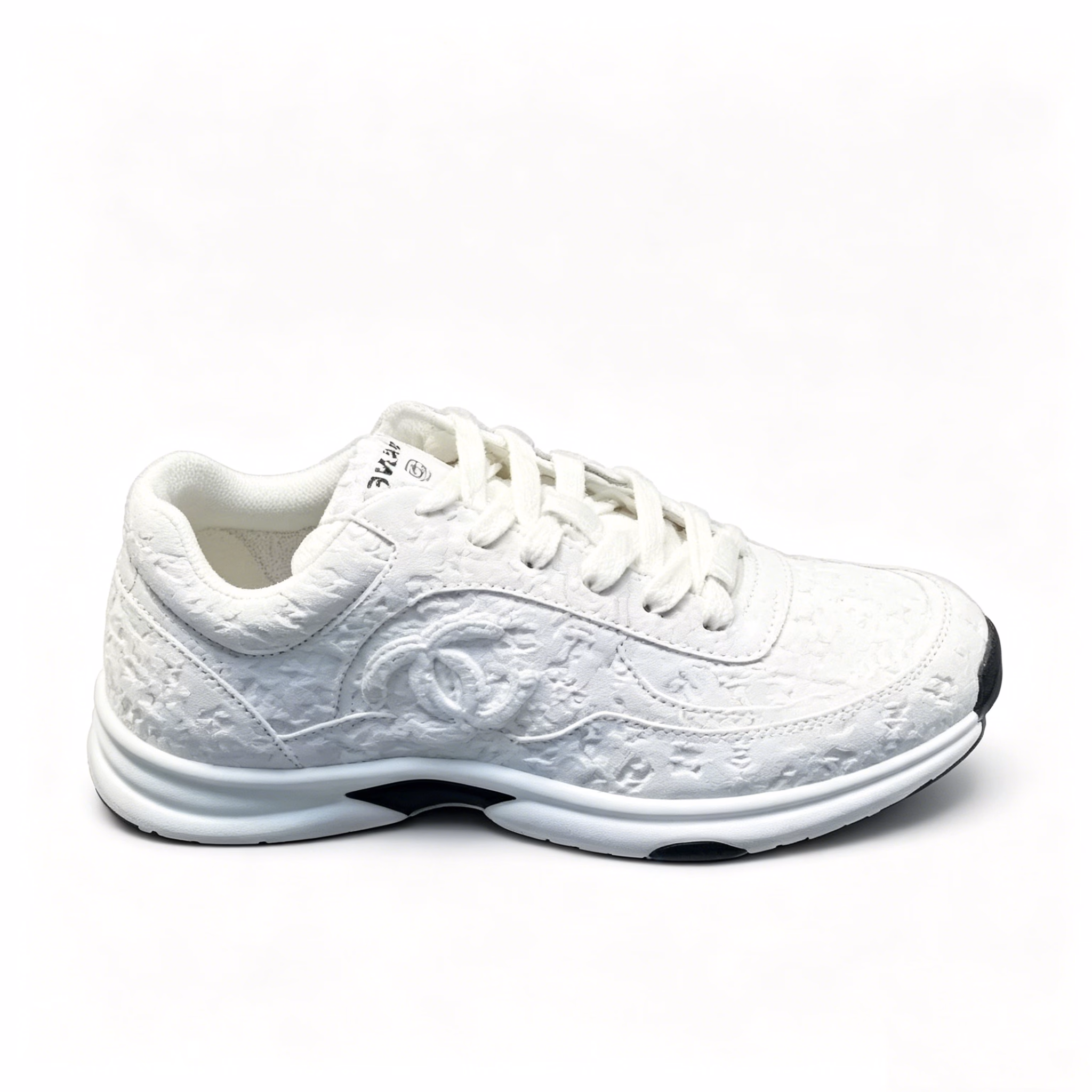 图片处理需求 (13) Chanel Cc Embossed Logo Suede White - Image 1